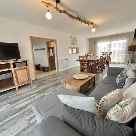 La Maison Penchee, Avec Jardin A 50m De La Feriehus *