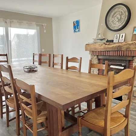La Maison Penchee, Avec Jardin A 50m De La *
