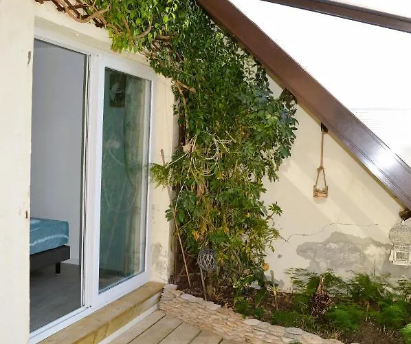 Ferienhaus La Maison Penchee, Avec Jardin A 50m De La Asnelles