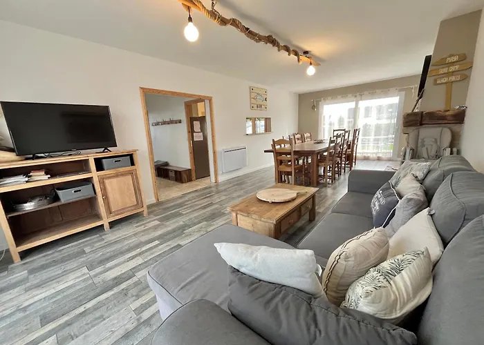 La Maison Penchee, Avec Jardin A 50m De La Feriehus *