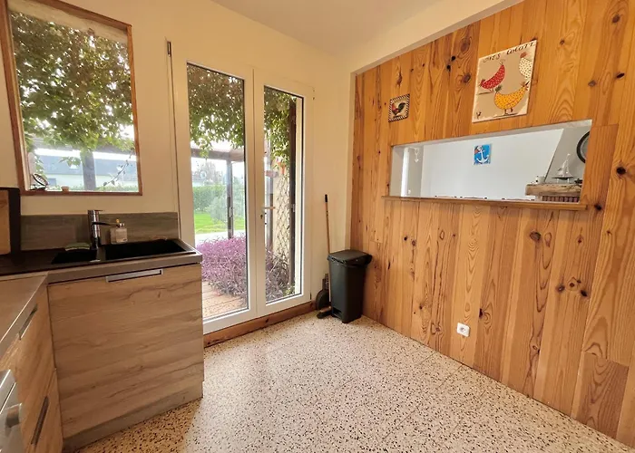 La Maison Penchee, Avec Jardin A 50m De La