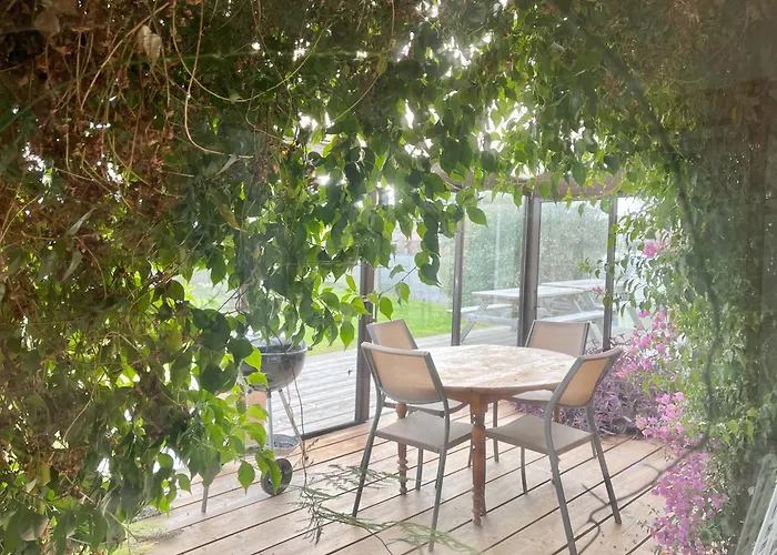 Feriehus La Maison Penchee, Avec Jardin A 50m De La